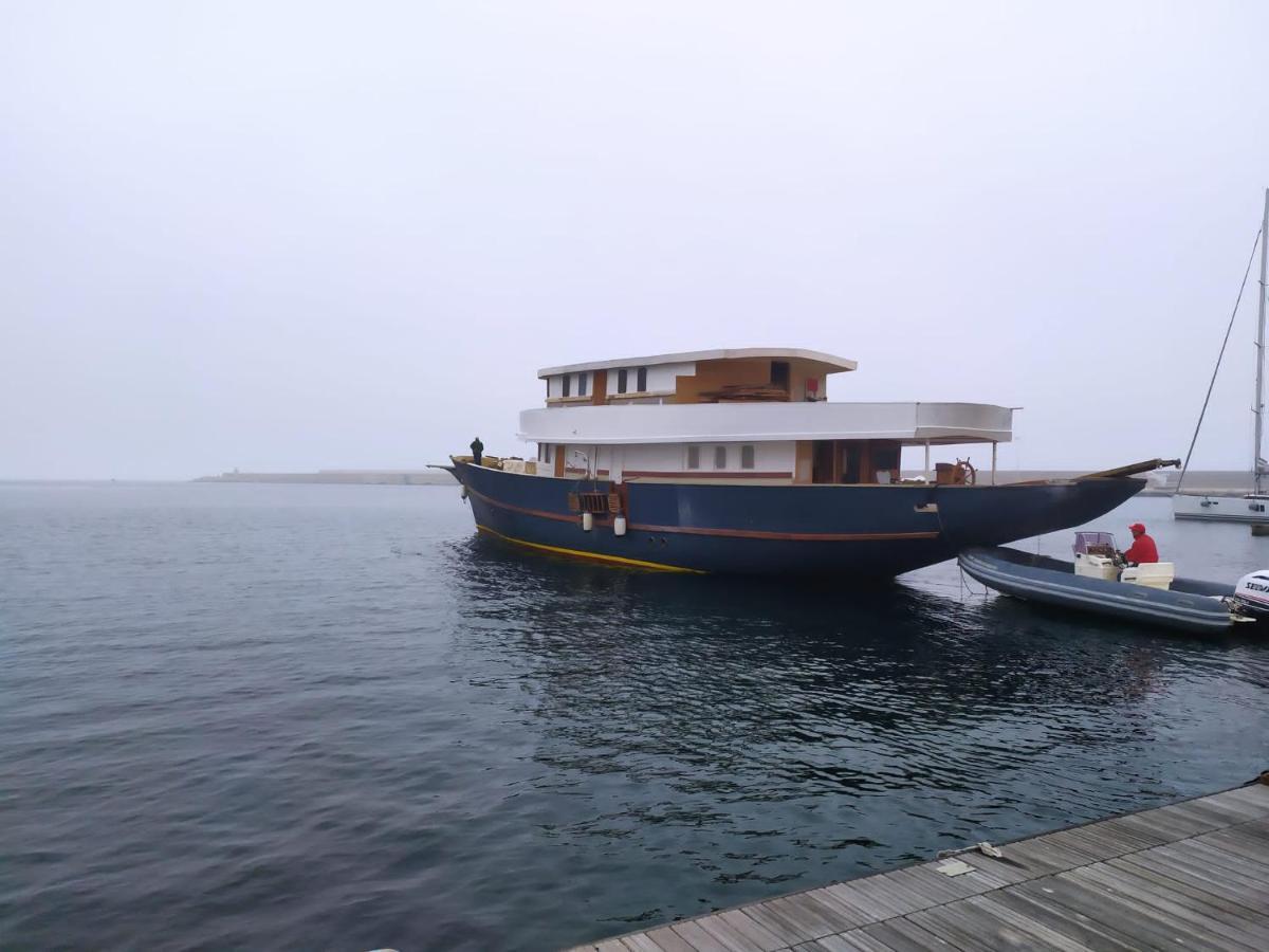 Classic Yacht Yanika Yachting Watersport Ets Villaputzu Luaran gambar