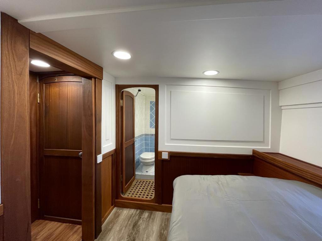 Classic Yacht Yanika Yachting Watersport Ets Villaputzu Luaran gambar